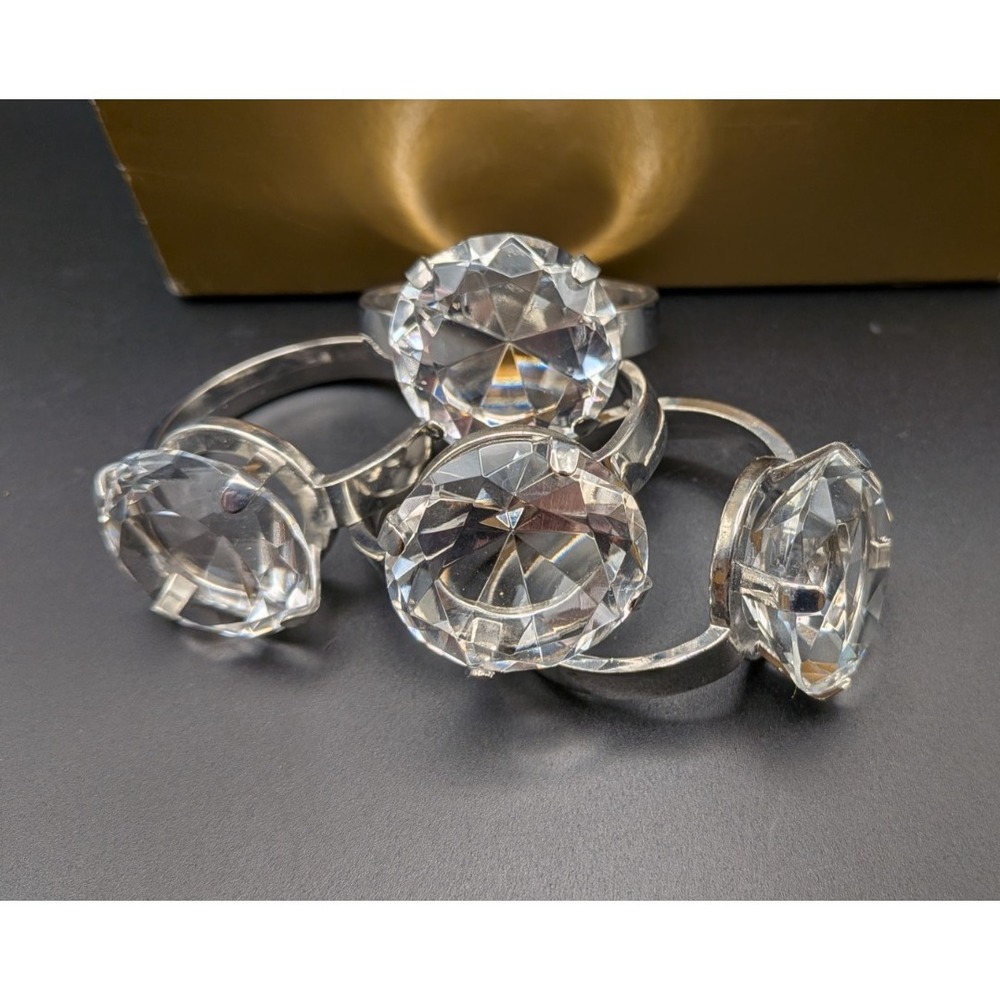 House of Silk Flowers Diamond Ring Shaped Napkin Rings Set/6 Hollywood Regency